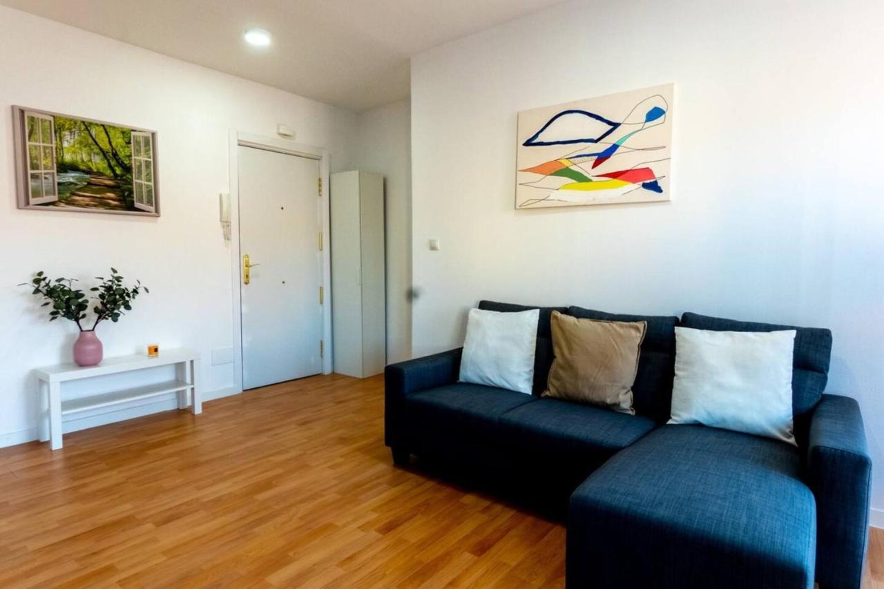 Appartamento Homely 2 Bedroom In Barajas Madrid